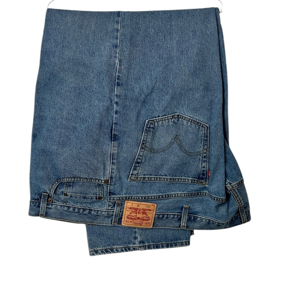 LEVI STRAUSS & CO. JEANS SIZE 54” WAIST LENGTH 30” LONG. RELAX FIT. ☑️
